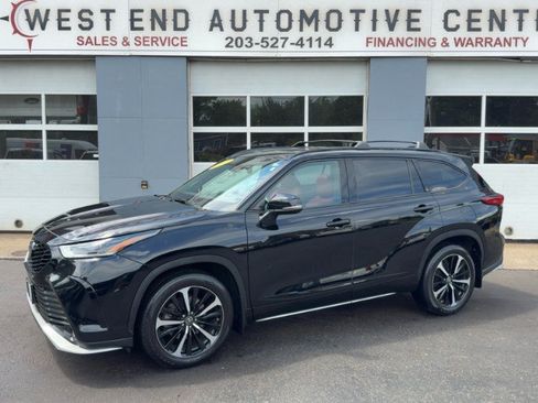 Used 2021 Toyota Highlander XSE AWD/4WD image 1