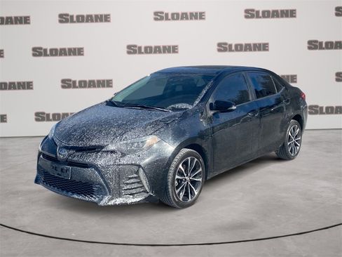 Used 2018 Toyota Corolla SE image 1