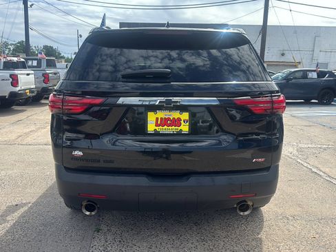 Used 2023 Chevrolet Traverse RS w/ LPO, Floor Liner Package AWD/4WD image 6