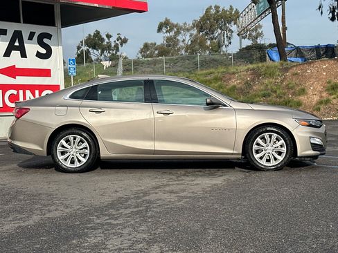 Used 2022 Chevrolet Malibu LT image 6