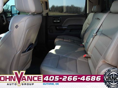 Used 2015 GMC Sierra 2500 Denali w/ Duramax Plus Package image 25
