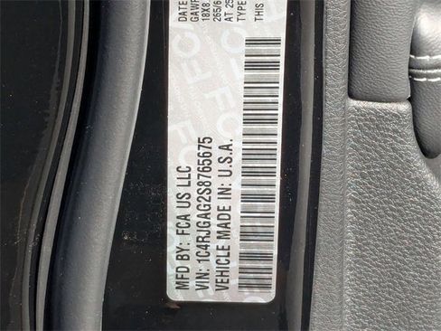 New 2025 Jeep Grand Cherokee Altitude image 39