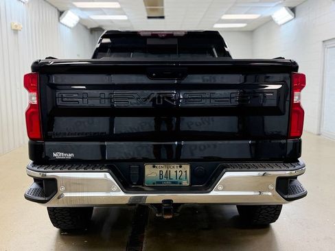 Used 2021 Chevrolet Silverado 1500 LTZ w/ Technology Package AWD/4WD image 7