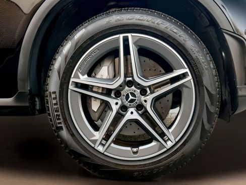 Used 2020 Mercedes-Benz GLC 300 4MATIC w/ Driver Assistance Package image 30