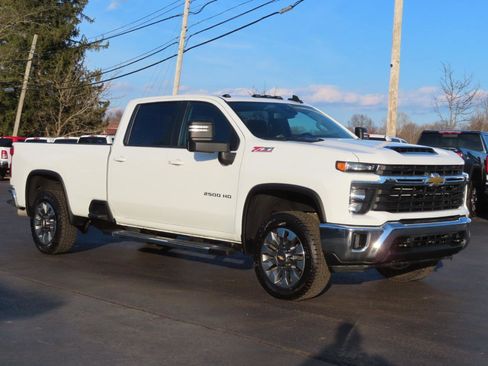 Used 2024 Chevrolet Silverado 2500 LT w/ True North Edition image 54