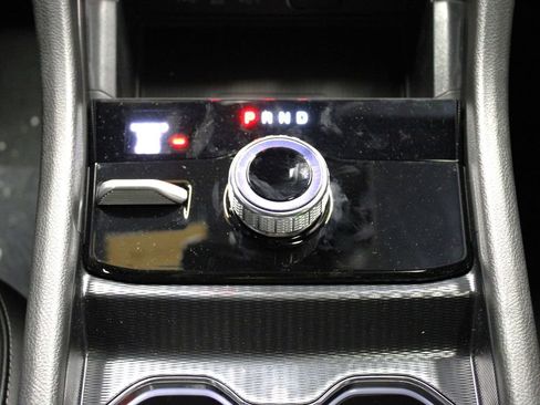 New 2025 Jeep Grand Cherokee Limited w/ Luxury Tech Group II image 23