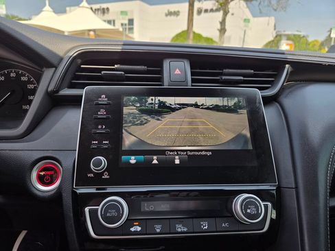 Used 2019 Honda Insight EX image 23