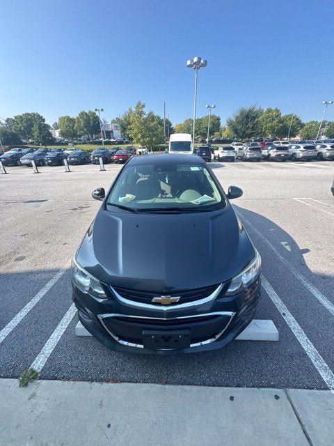 Used 2017 Chevrolet Sonic LT w/ Convenience Package FWD image 20