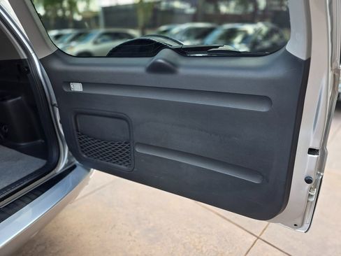 Used 2006 Toyota RAV4 2WD image 20