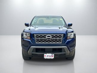Used 2022 Nissan Frontier SV video 2
