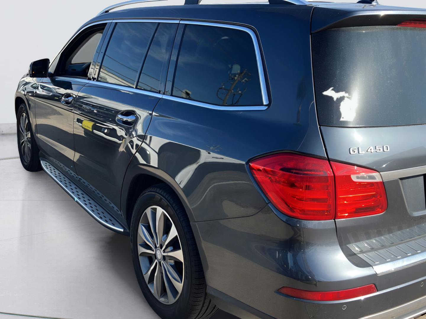 Used 2015 Mercedes-Benz GL 450 4MATIC image 14