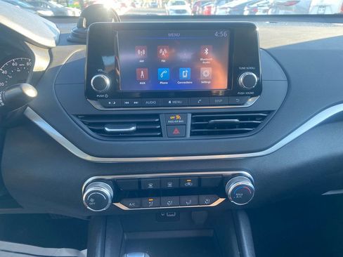 Used 2023 Nissan Altima 2.5 S image 18