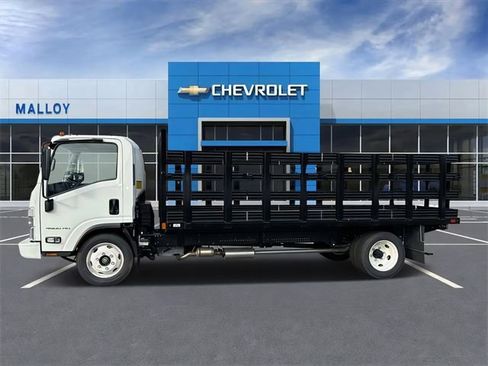 New 2024 Chevrolet Low Cab Forward RWD image 6