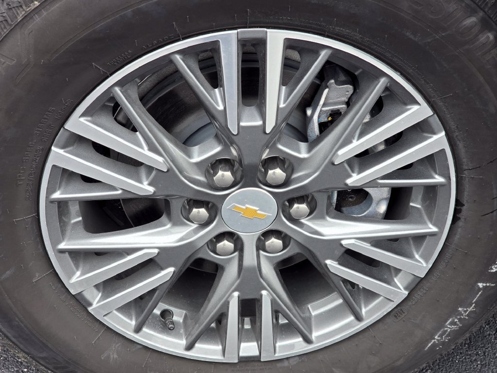 Used 2026 Chevrolet Traverse LT w/ Driver Confidence Package FWD image 10