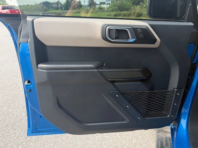 Used 2024 Ford Bronco Wildtrak AWD/4WD image 11