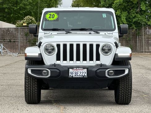 Used 2020 Jeep Wrangler Unlimited Sahara image 8