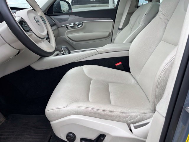 Used 2023 Volvo XC90 B6 Plus w/ Protection Package AWD/4WD image 20