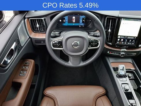 Certified 2023 Volvo XC60 T8 Ultimate AWD/4WD image 13