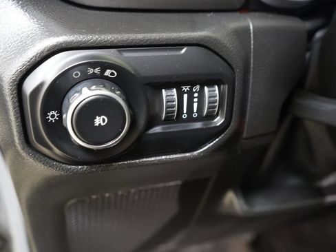 Used 2021 Jeep Wrangler Unlimited Sport AWD/4WD image 29