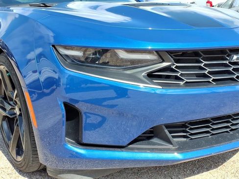 Used 2023 Chevrolet Camaro LT w/ Technology Package RWD image 9