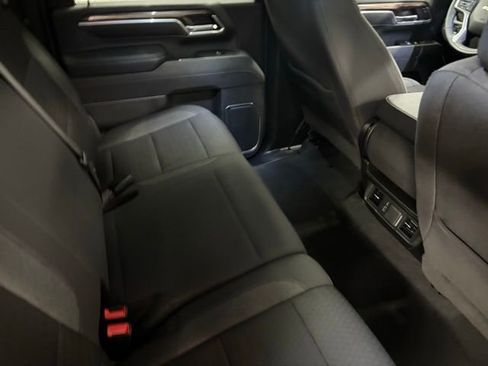 Used 2025 Chevrolet Silverado 2500 LT w/ Convenience Package AWD/4WD image 19