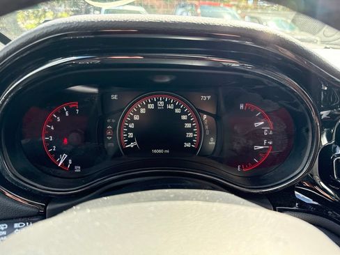 Used 2025 Dodge Durango GT AWD/4WD image 16