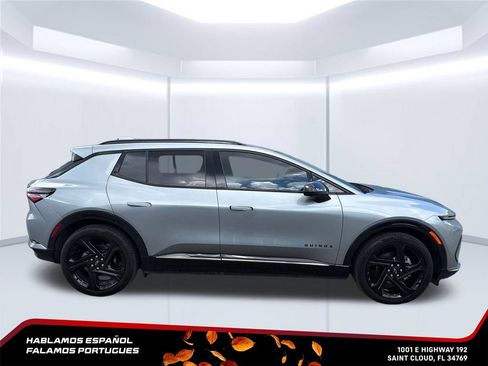 Certified 2024 Chevrolet Equinox EV RS FWD image 6