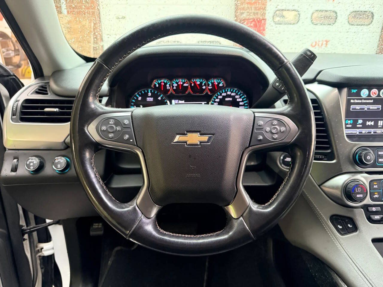 Used 2019 Chevrolet Suburban LT w/ Luxury Package AWD/4WD image 16