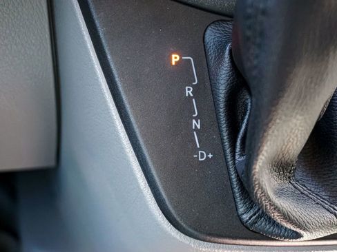 Used 2015 Mercedes-Benz Sprinter 2500 image 58