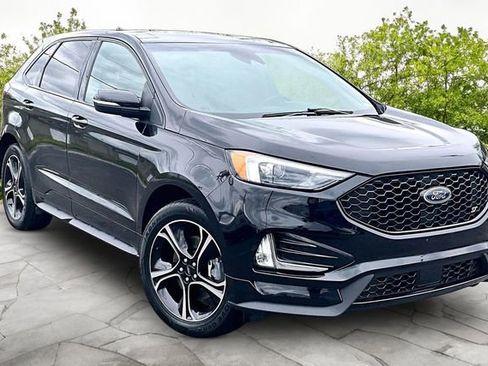 Used 2019 Ford Edge ST w/ Convenience Package AWD/4WD image 10