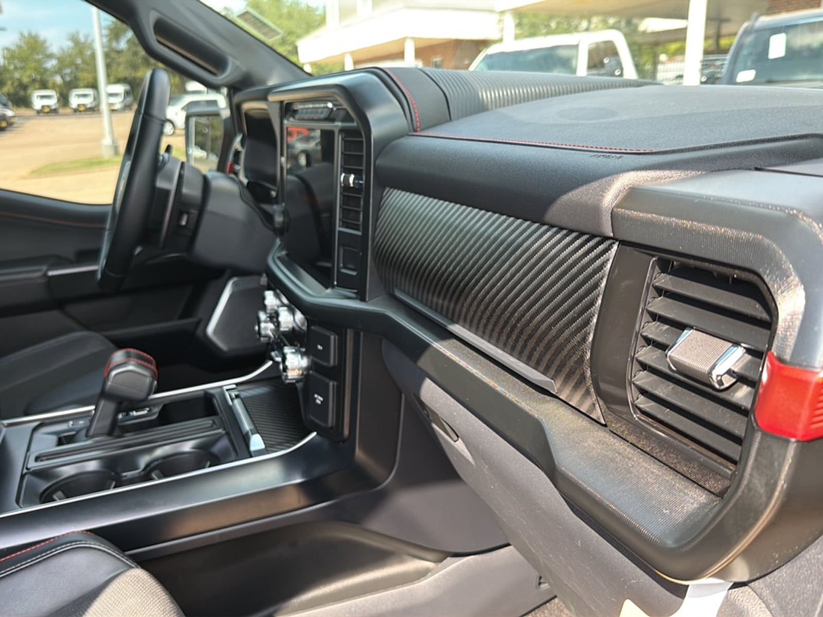 Used 2024 Ford F150 Raptor AWD/4WD image 23