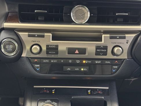 Used 2013 Lexus ES 350 350 image 40