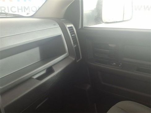 Used 2017 RAM 3500 Tradesman w/ Chrome Appearance Group image 21