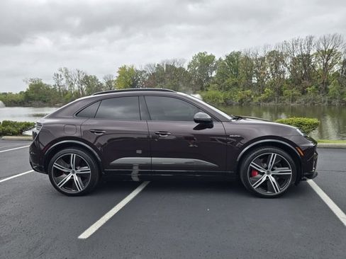 Used 2024 Porsche Macan Turbo Electric image 5