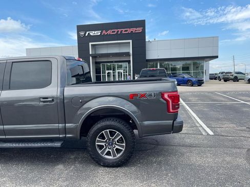 Used 2017 Ford F150 Lariat w/ Equipment Group 502A Luxury AWD/4WD image 16