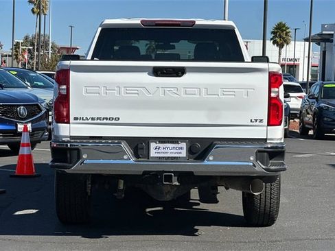 Used 2022 Chevrolet Silverado 2500 LTZ w/ Safety Package image 5