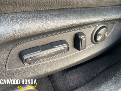 Used 2023 Honda CR-V EX image 11