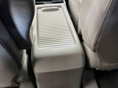 Used 2013 Honda CR-V LX image 30