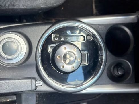 Used 2011 Mitsubishi Outlander Sport SE AWD/4WD image 18