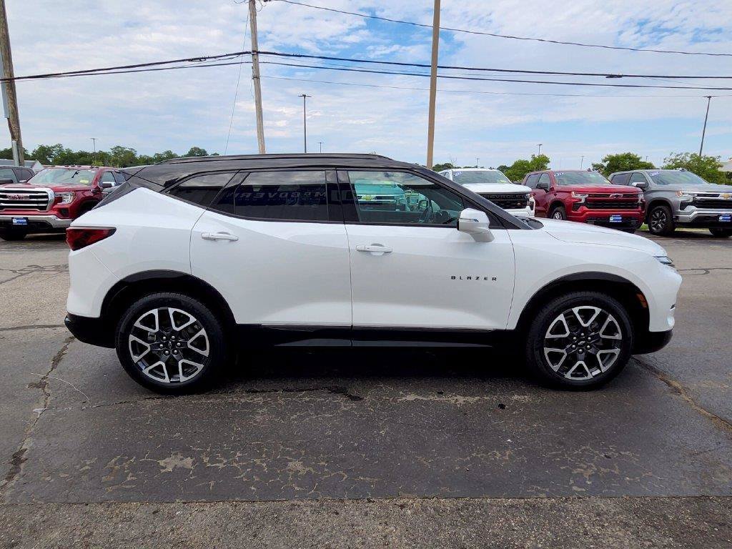 Used 2024 Chevrolet Blazer RS AWD/4WD image 6