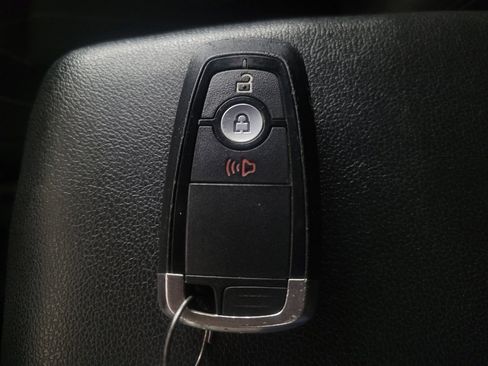 Used 2020 Ford EcoSport SE FWD image 32