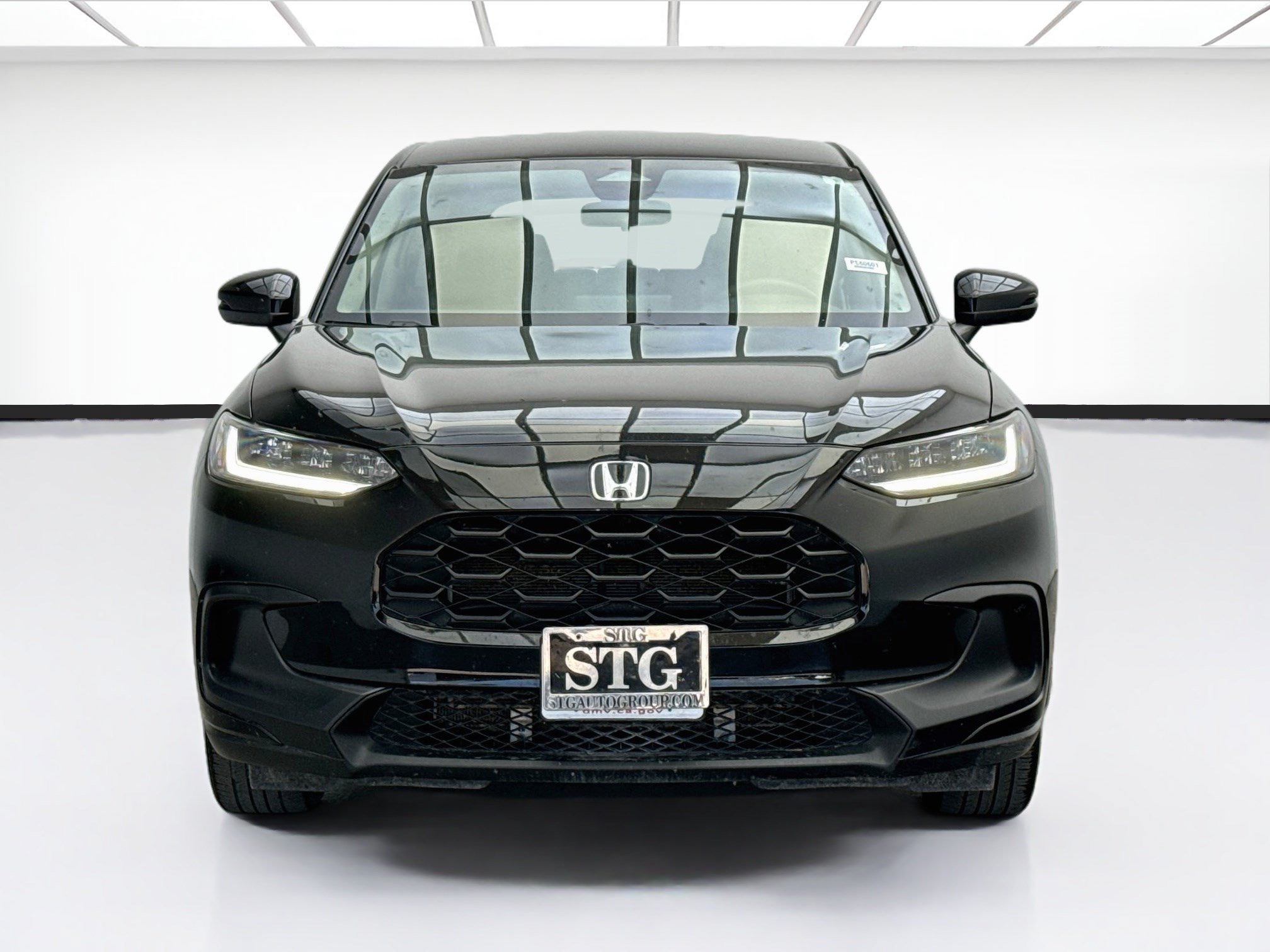 Used 2025 Honda HR-V LX image 2