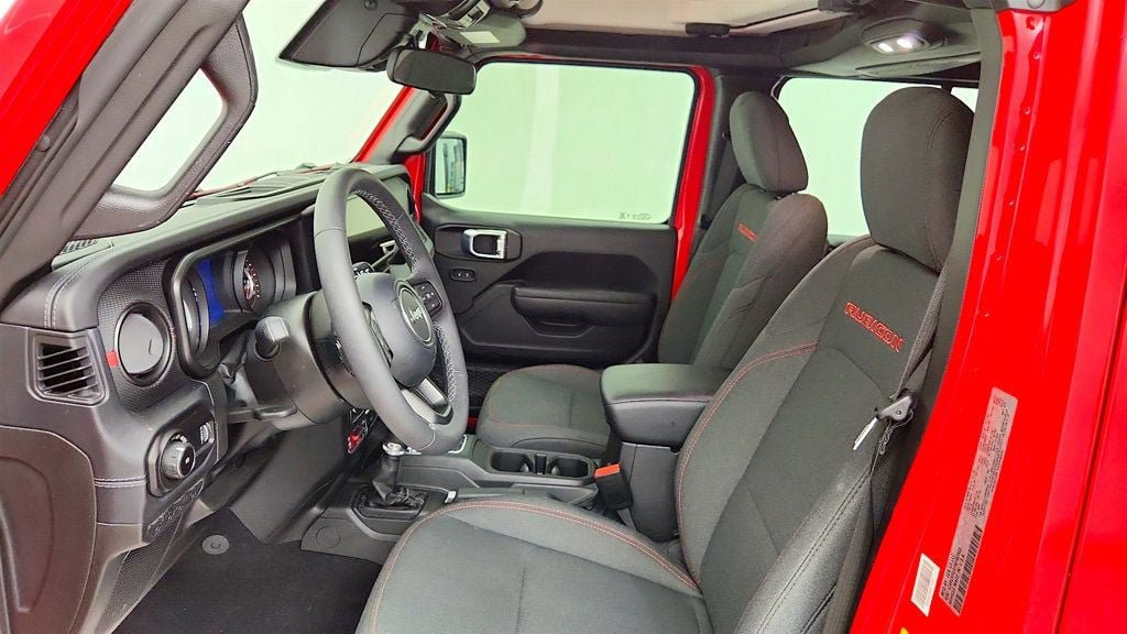 Used 2026 Jeep Wrangler Unlimited Rubicon AWD/4WD image 10