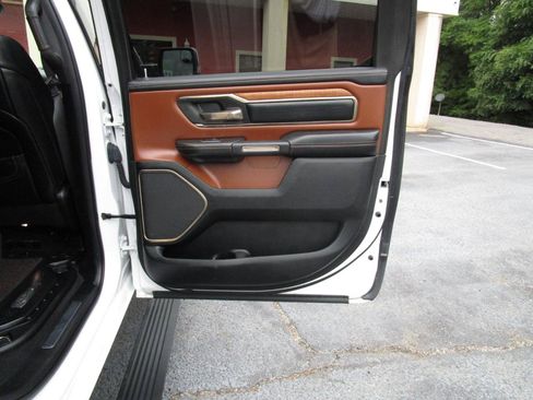 Used 2019 RAM 1500 Limited AWD/4WD image 31