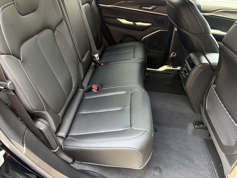 New 2026 Jeep Grand Cherokee Limited RWD image 19