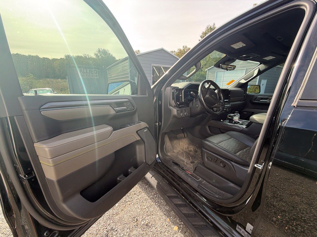 Used 2023 Chevrolet Silverado 1500 ZR2 w/ Technology Package AWD/4WD image 15