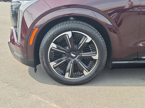 Used 2025 Cadillac Escalade IQ Sport 1 AWD/4WD image 33