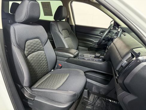 Certified 2024 Nissan Pathfinder S w/ Cargo Package AWD/4WD image 15