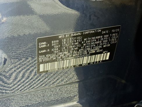 Used 2024 Subaru Ascent Premium w/ Convenience Package image 39