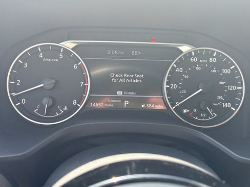 Used 2023 Nissan Rogue SV FWD image 20